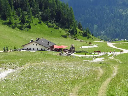 Edelweiß Hütte