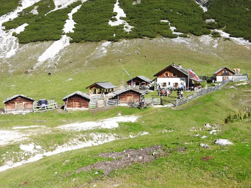 Hochalpenhütte